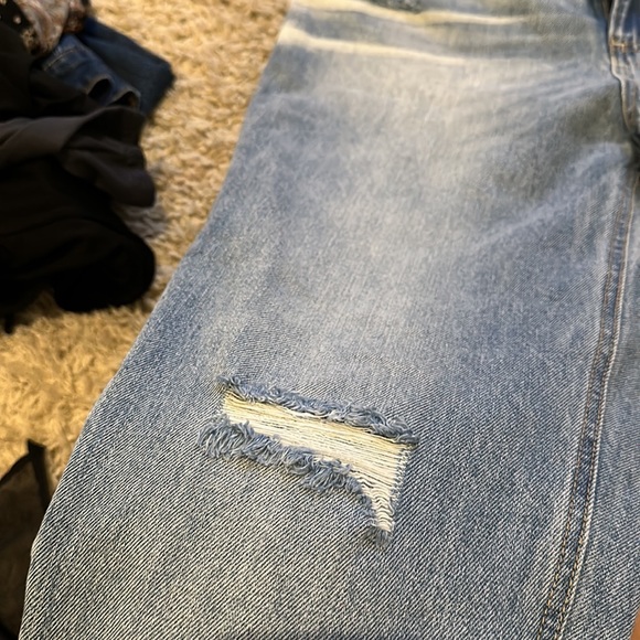 Jeans - Picture 2 of 3